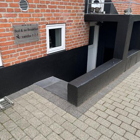 Ikast Bed & Kitchen Bed and Breakfast Exteriör bild