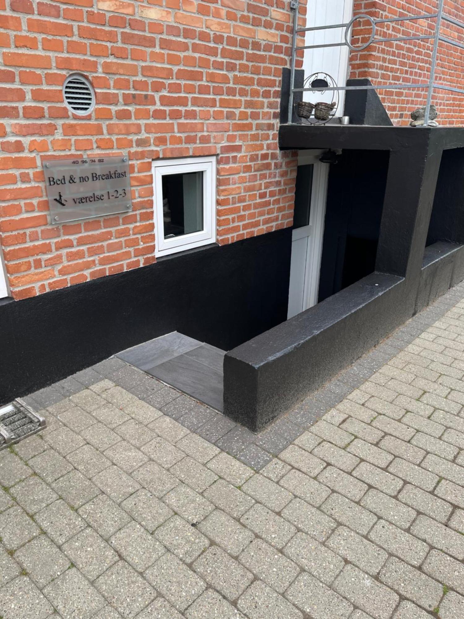 Ikast Bed & Kitchen Bed and Breakfast Exteriör bild